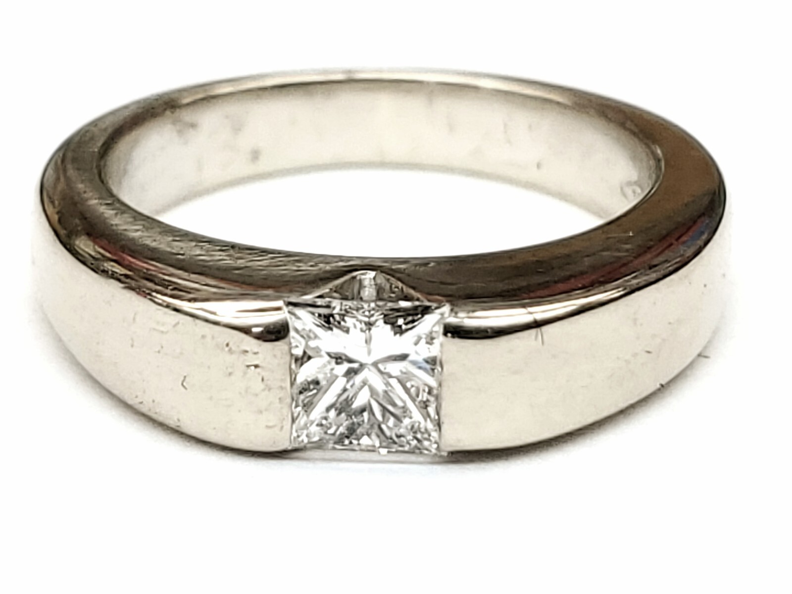 Vintage 18k White Gold Princess Cut Diamond Engagement Ring
