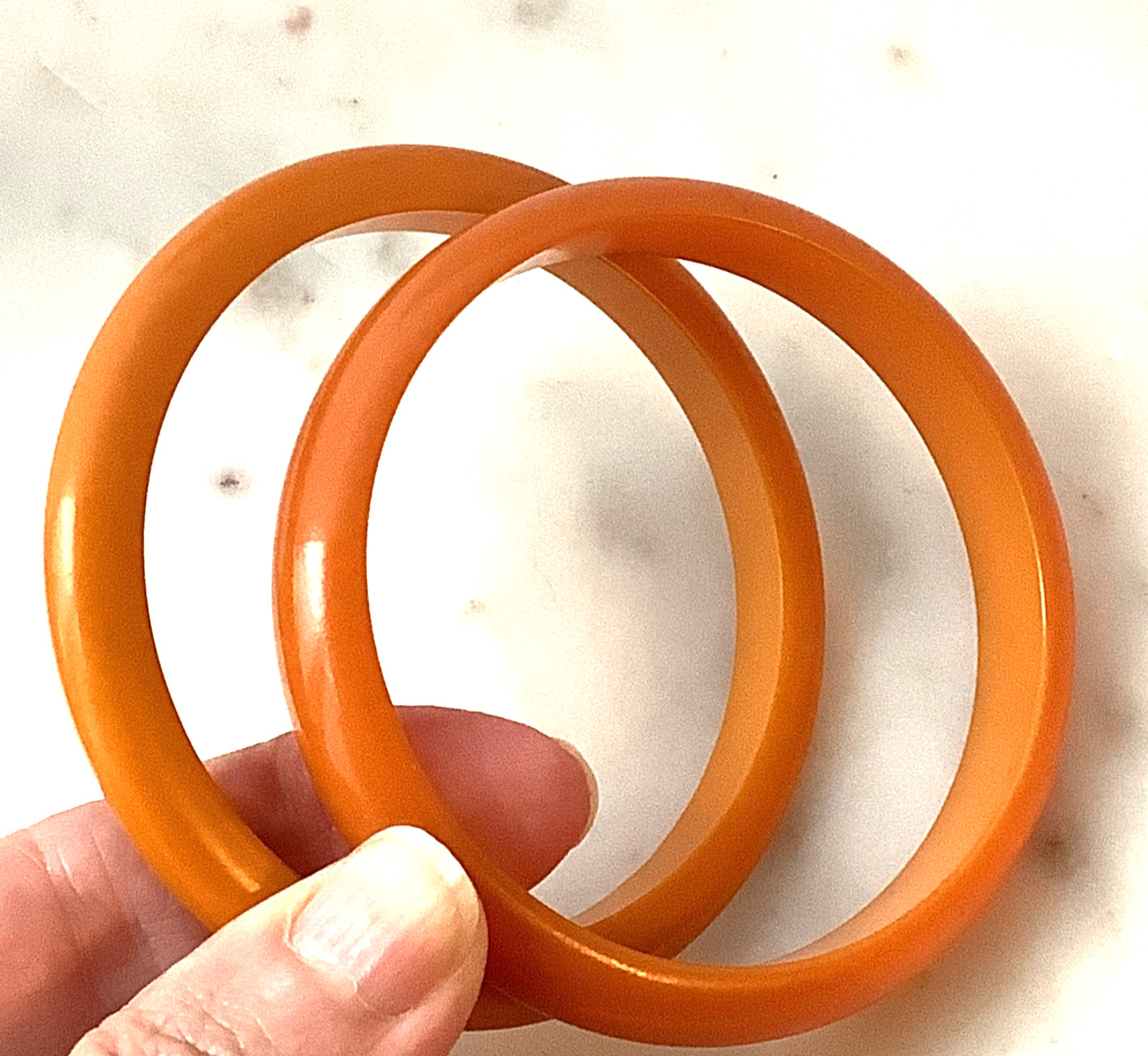 Vintage Bakelite Bangles Butterscotch MCM Bracelets Stackable Set Tested Sz 7.5″