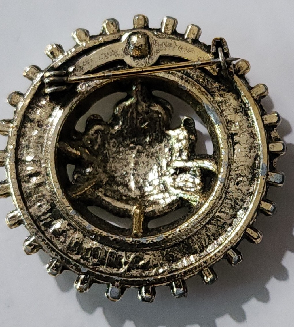 Signed Vintage Blackened Antiqued Alloy Metal Retro Royal Coat of Arms Brooch