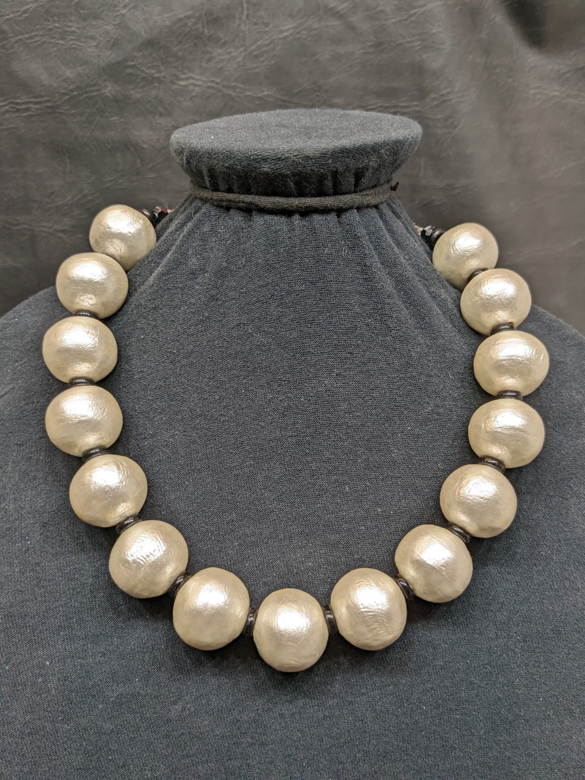 Vtg Lorrain Bell Large Light Faux Pearl Bead Necklace Chunky Runway Statement