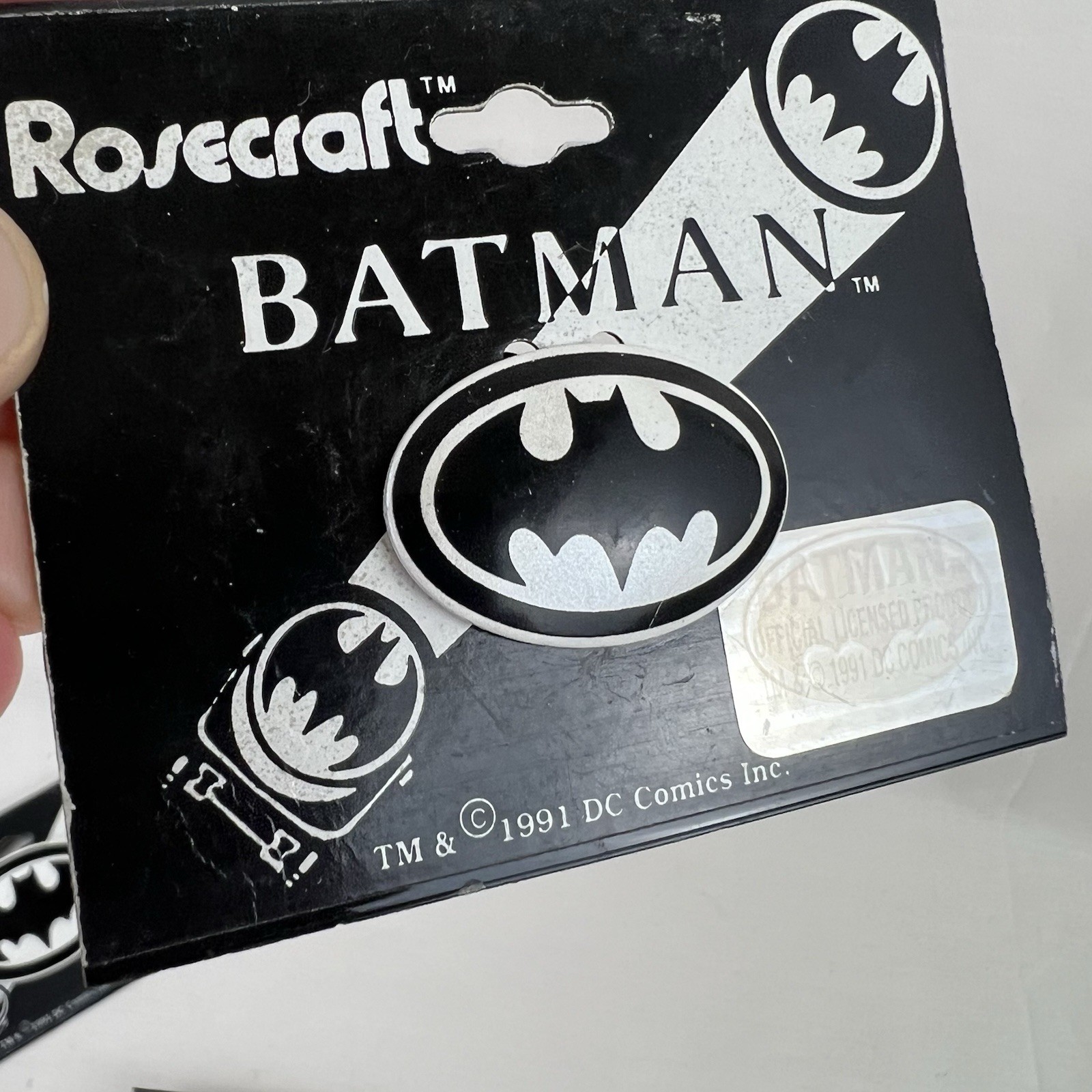 Vtg 1991 Batman Returns 2 Pin & 2 Earrings Cat women retro 90s Y2K DC Comics