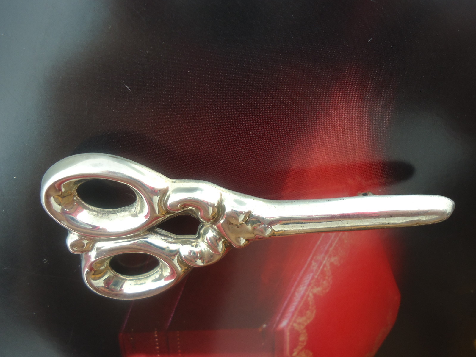 VINTAGE STERLING SILVER 925 SIZZER PIN – BROOCH 10.9GRAMS