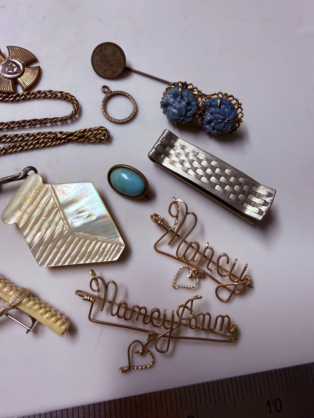 Collection Lot Amazing Variety Antique and Older Vintage Jewelry Brooches – Y8