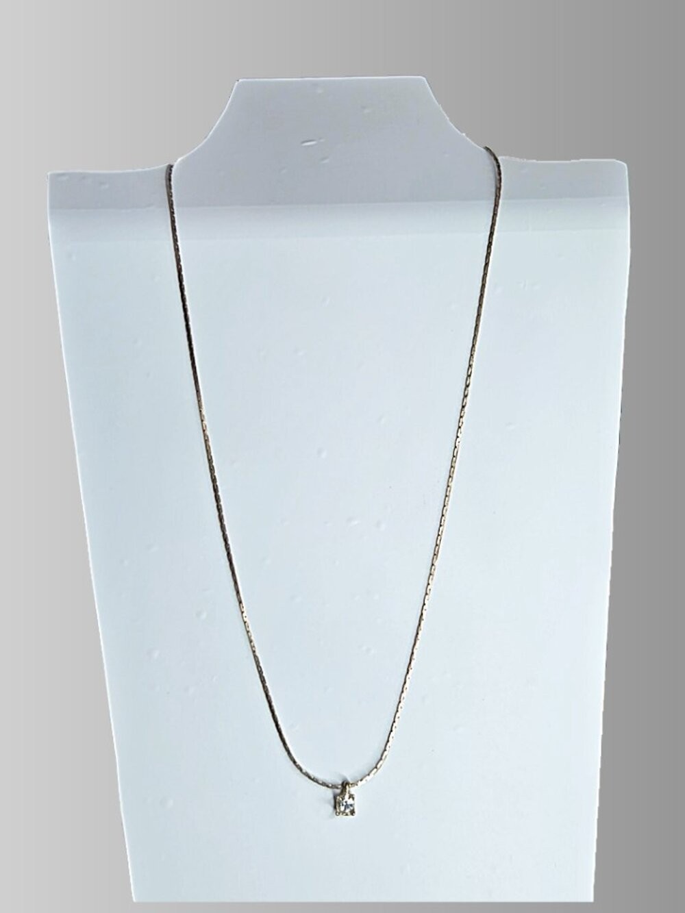 18 Inch Silver Tone Solitaire Necklace