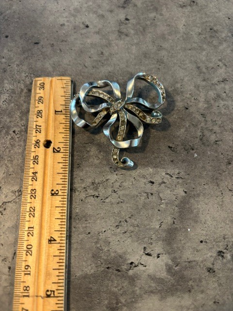 VINTAGE Lot of 2 Silver Tone Rhinestone Bow Shaped Brooch Pin