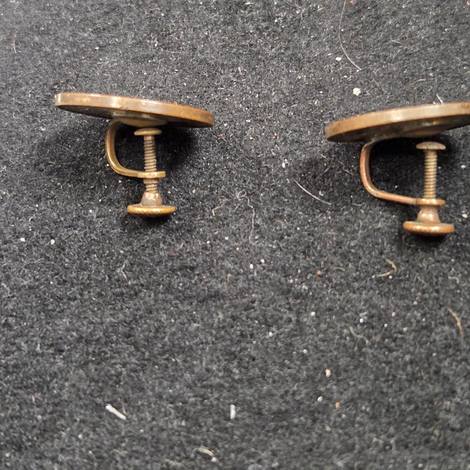 1941 Great Britain Farthing Wren Screw Back Earring Set
