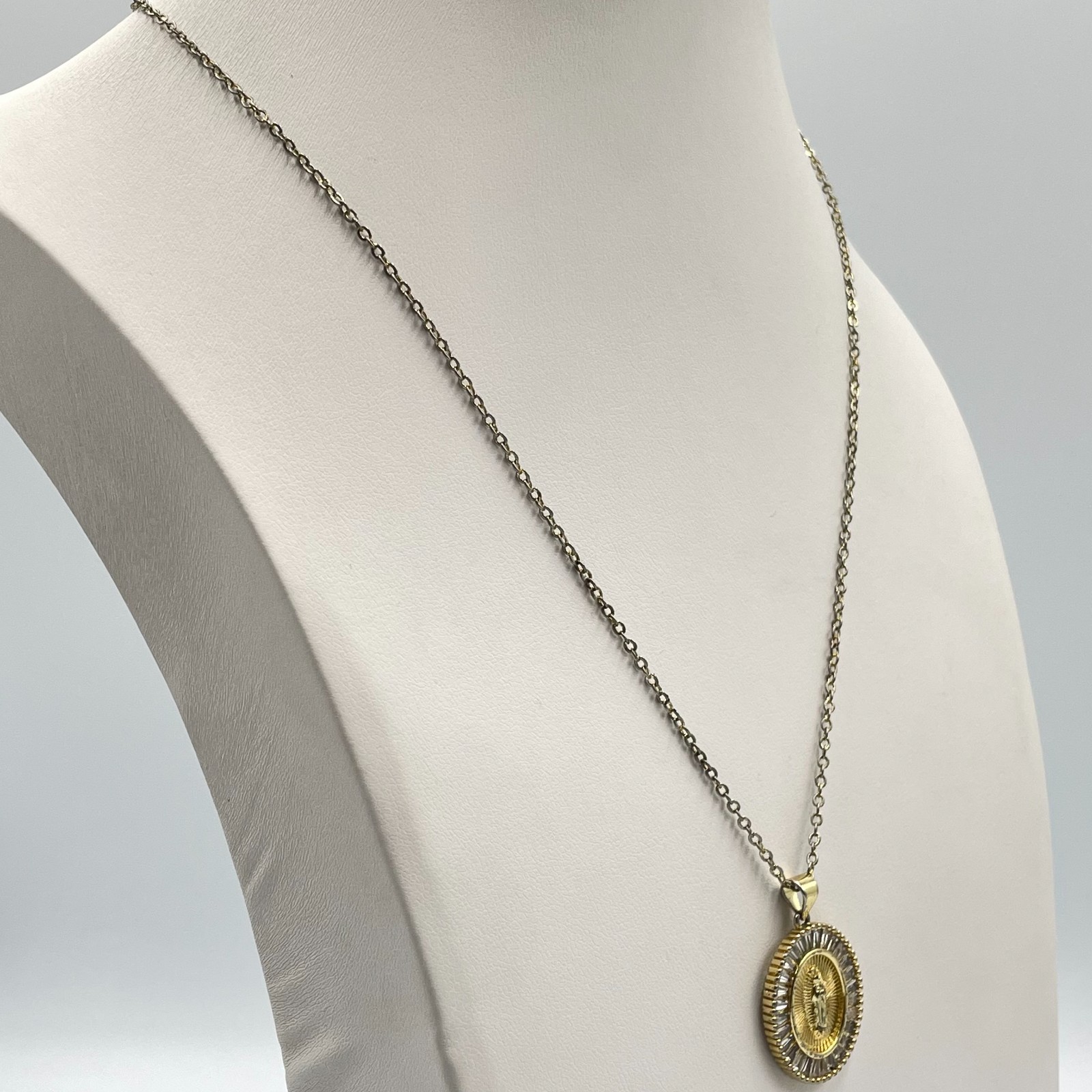Vintage Y2K Gold Tone Virgin Mary Our Lady of Guadalupe Crystal Halo Necklace