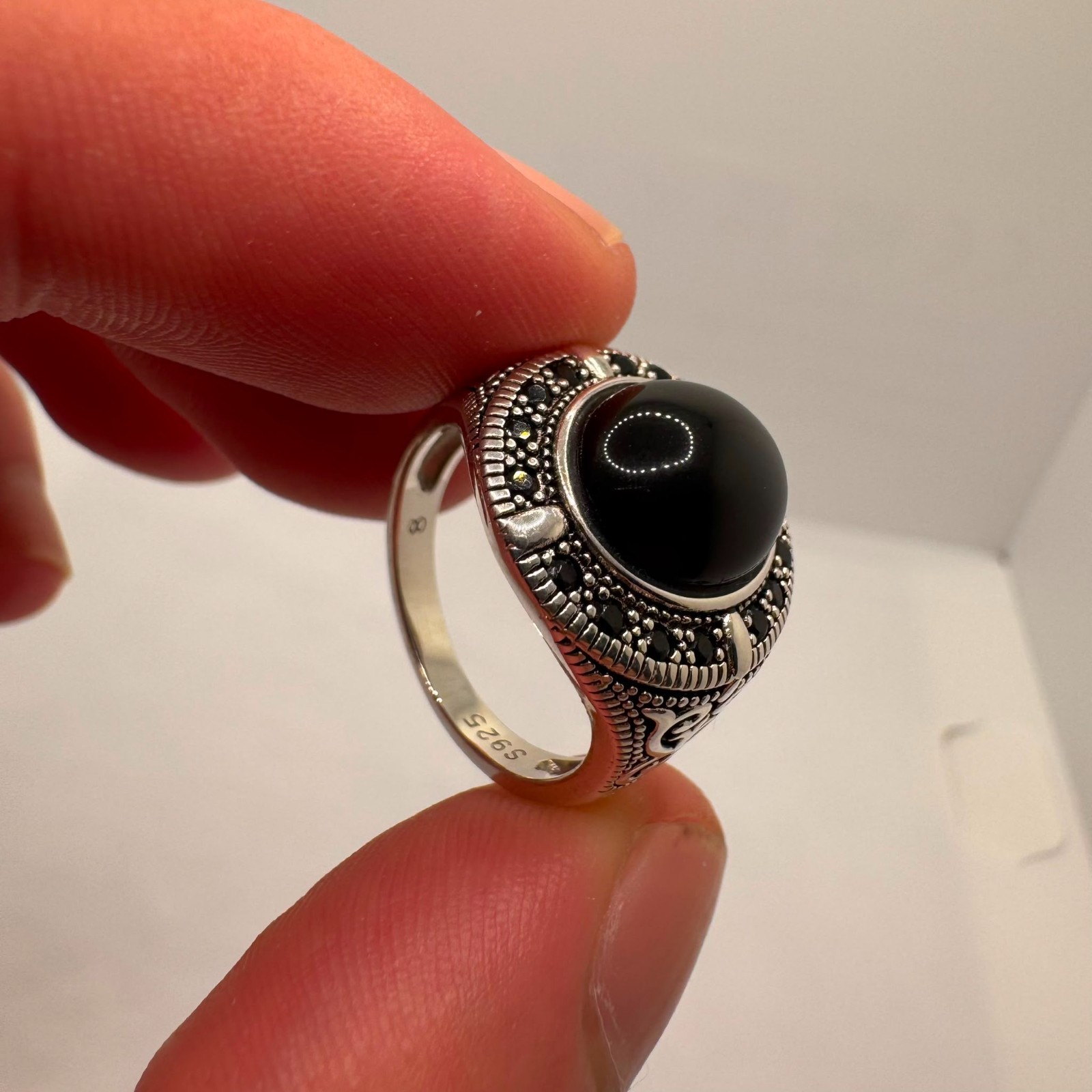 Vintage 925 Sterling Silver Statement Gents Onyx Engraved Signet Time Gothic