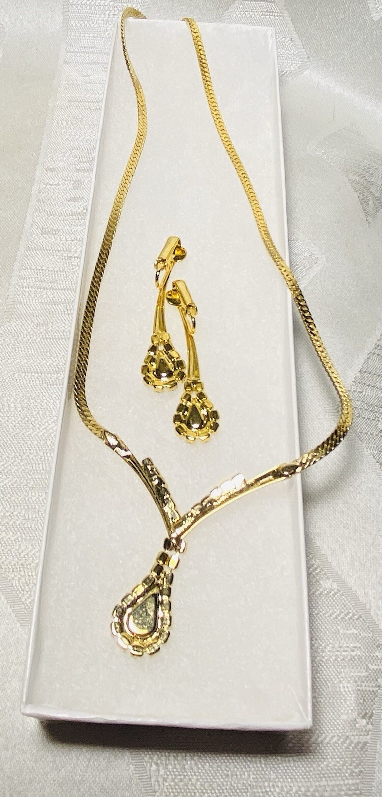 Vintage Rhinestone Purple Teardrop Necklace & Earring Set Statement Jewelry 3pc