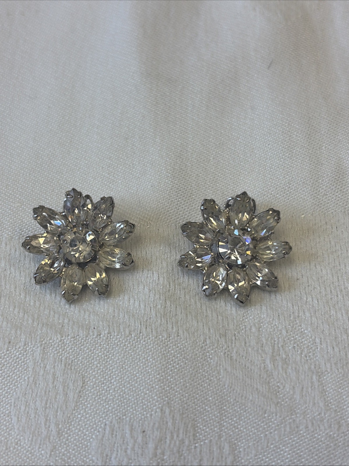Vintage GARNE Jewelry Crystal Rhinestone Earrings Silver Tone FLOWER RARE