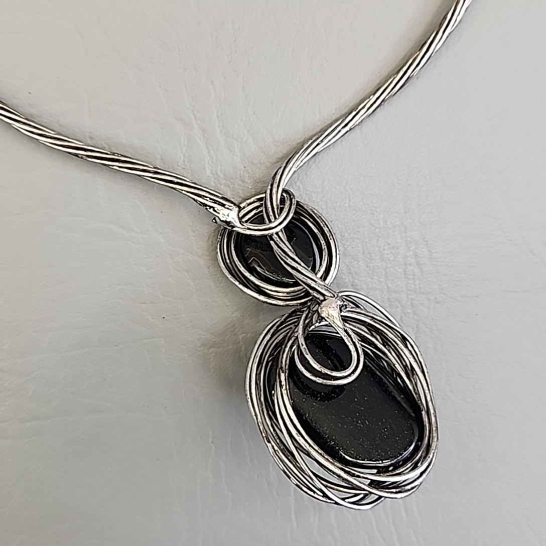 Vintage Artisan Necklace Black Onyx Drop Silver Twist Wire Collar Choker 17″