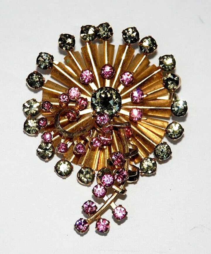 1960’s Flower Brooch Sunburst Pin Sparkly Rhinestone Costume Jewelry Pink Gray