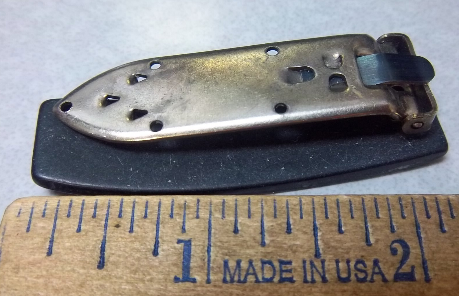 Vintage 1920 Bakelite Dress Clip, new unused! amazing find! 2.25 in, beautiful!