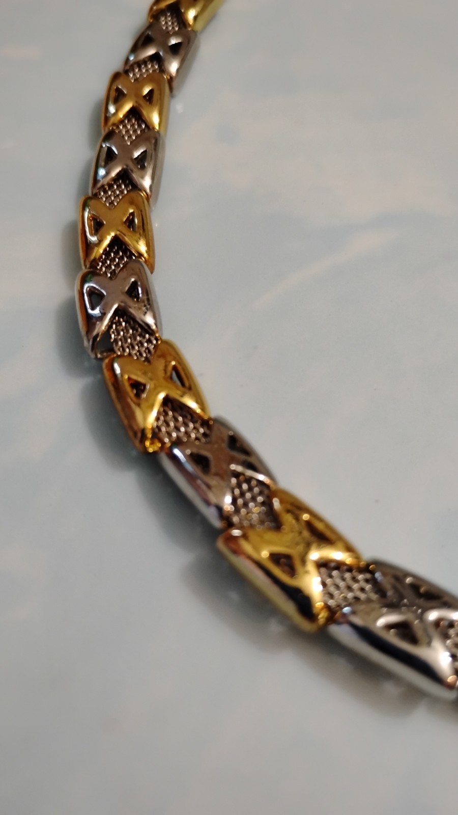 30-36″ 2 Tone X Necklace Or Belt With Dousing Fob
