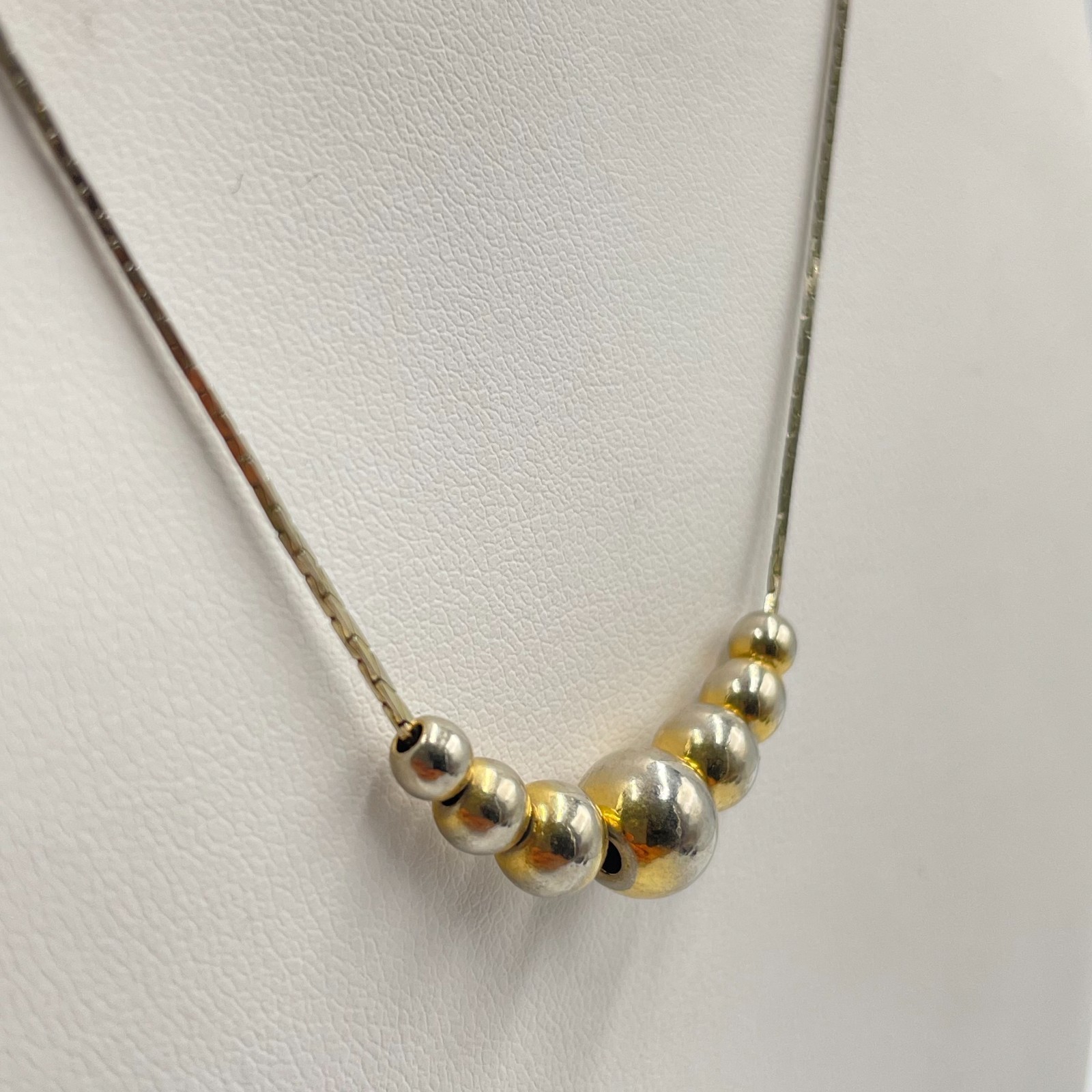 VTG Two-Tone Gold & Silver Tone Graduated Ball Bead Herringbone Chain Necklace