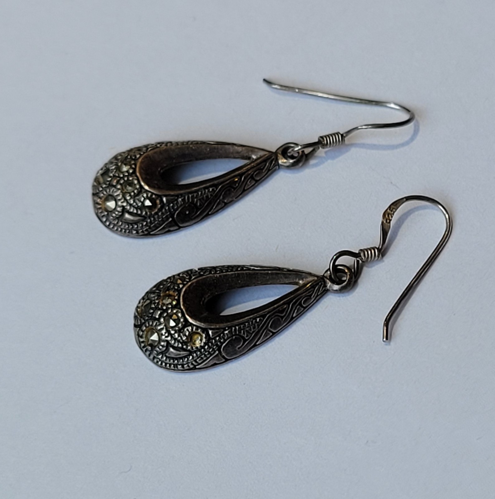 Sterling Silver Ornate Teardrop Shaped Earrings Pierced With Wire Hook Vintage