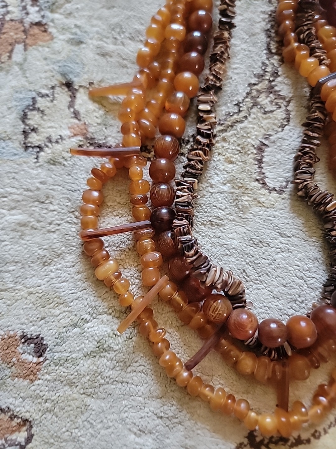 Vintage Original Tribal Multiple Strains Amber Coral Horn Spikes Necklace 24″