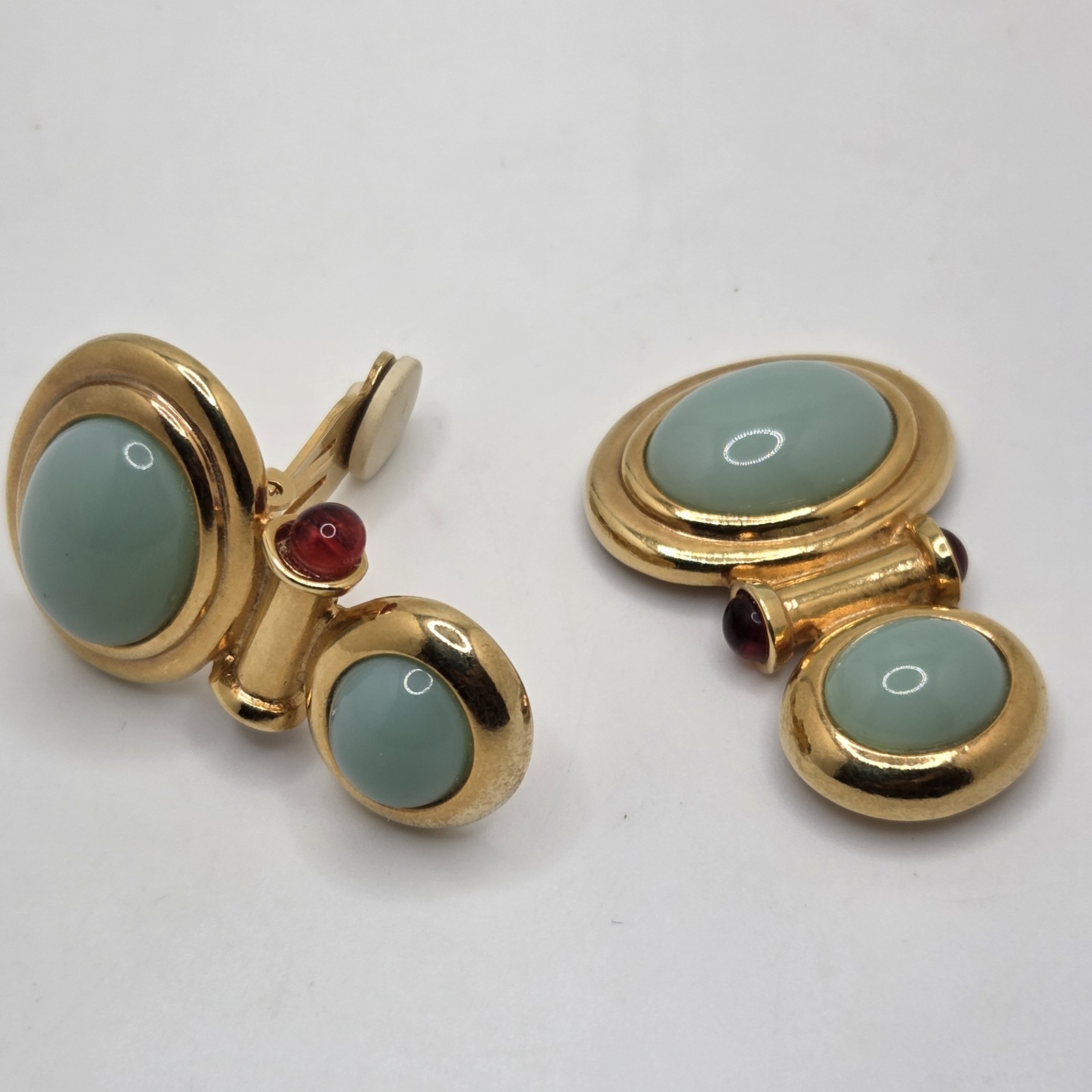 Vintage Elizabeth Taylor Avon Faux Jade & Ruby Clip Earrings MISSING ONE CLIP