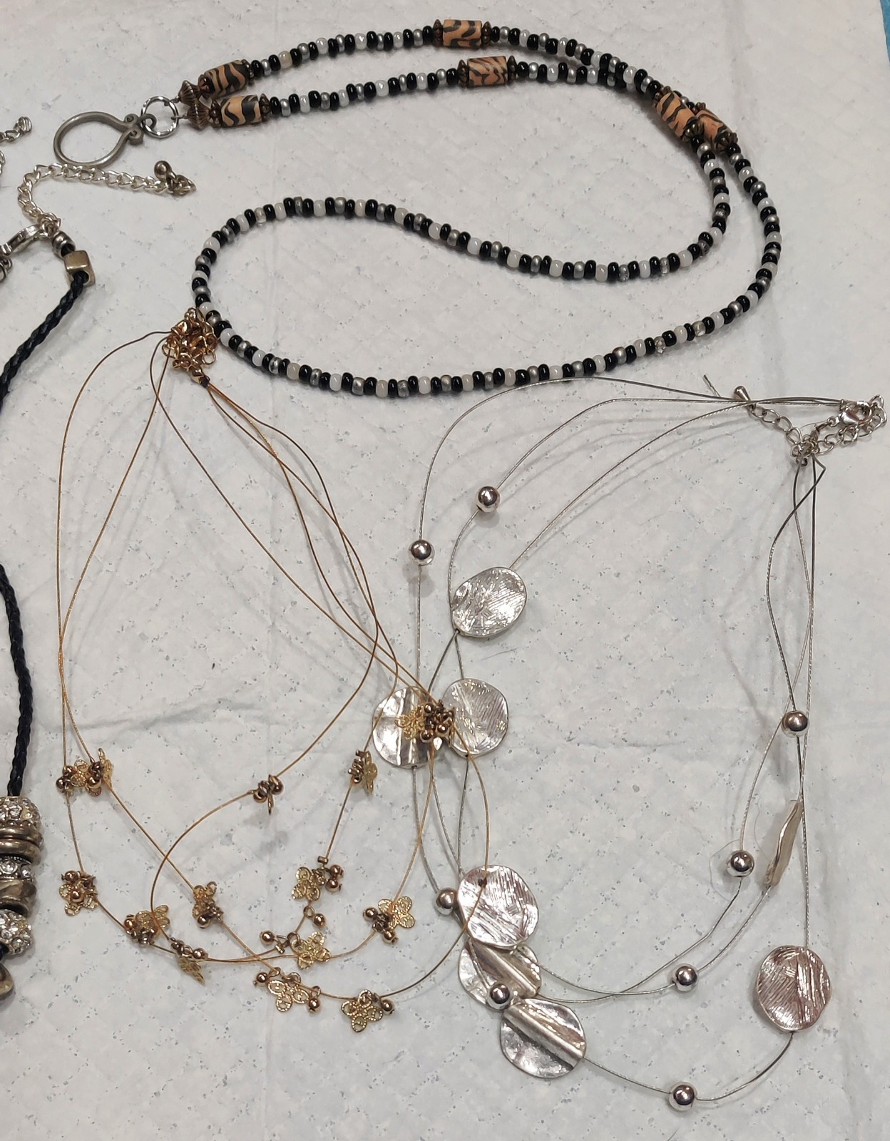 Lot Of Estate Costume Jewelry, 15 Pcs