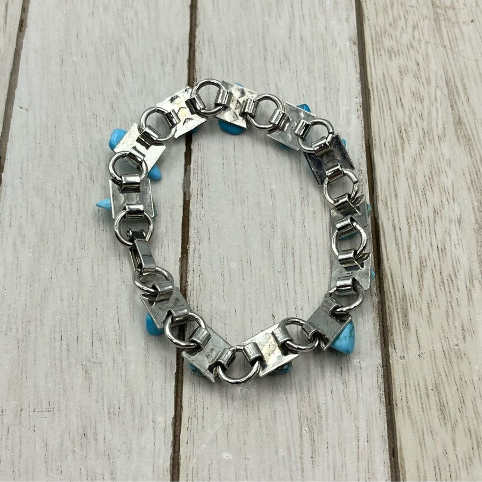 Vintage Turquoise Stone chain link Silver Bracelet