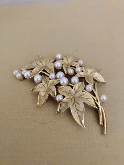 Vintage Gold Tone Crown Trifari Faux Pearl, Leaves, Floral Brooch