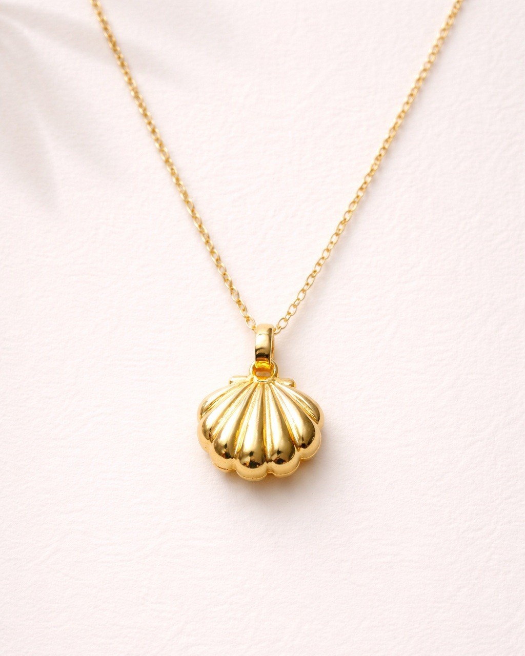 Vintage Locket Necklace Pearl Yellow Birthday Gifts For Women