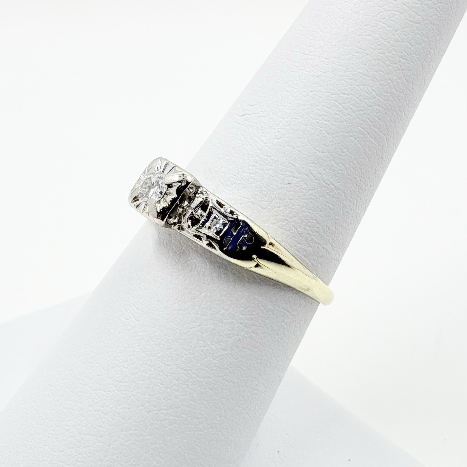 Vintage 10k Two-Tone Gold Natural Diamond 3-Stone Ring Size 7.25