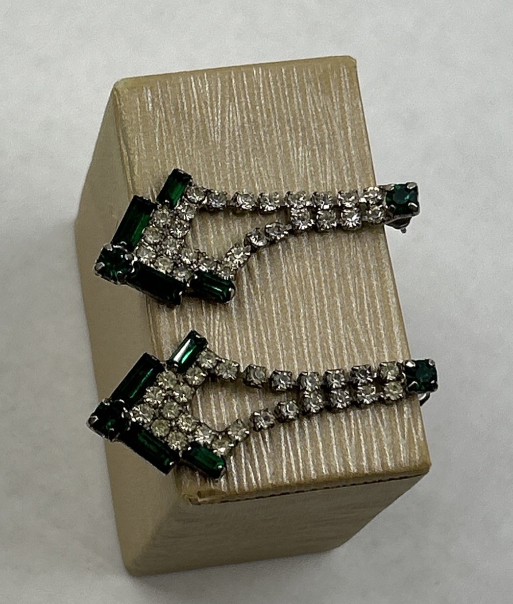 Art Deco Style Rhinestone – Clear And Emerald – Drop Earrings 1.75” Very Pretty