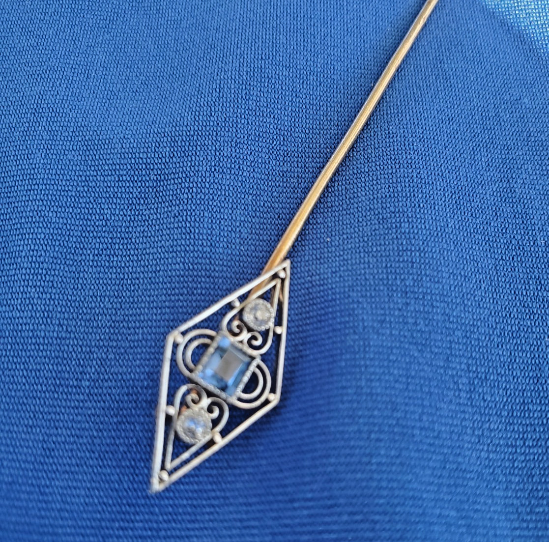 Original EARTH MINED Diamond Deco Pin 1920s Vintage Platinum Sapphire 14K GOLD