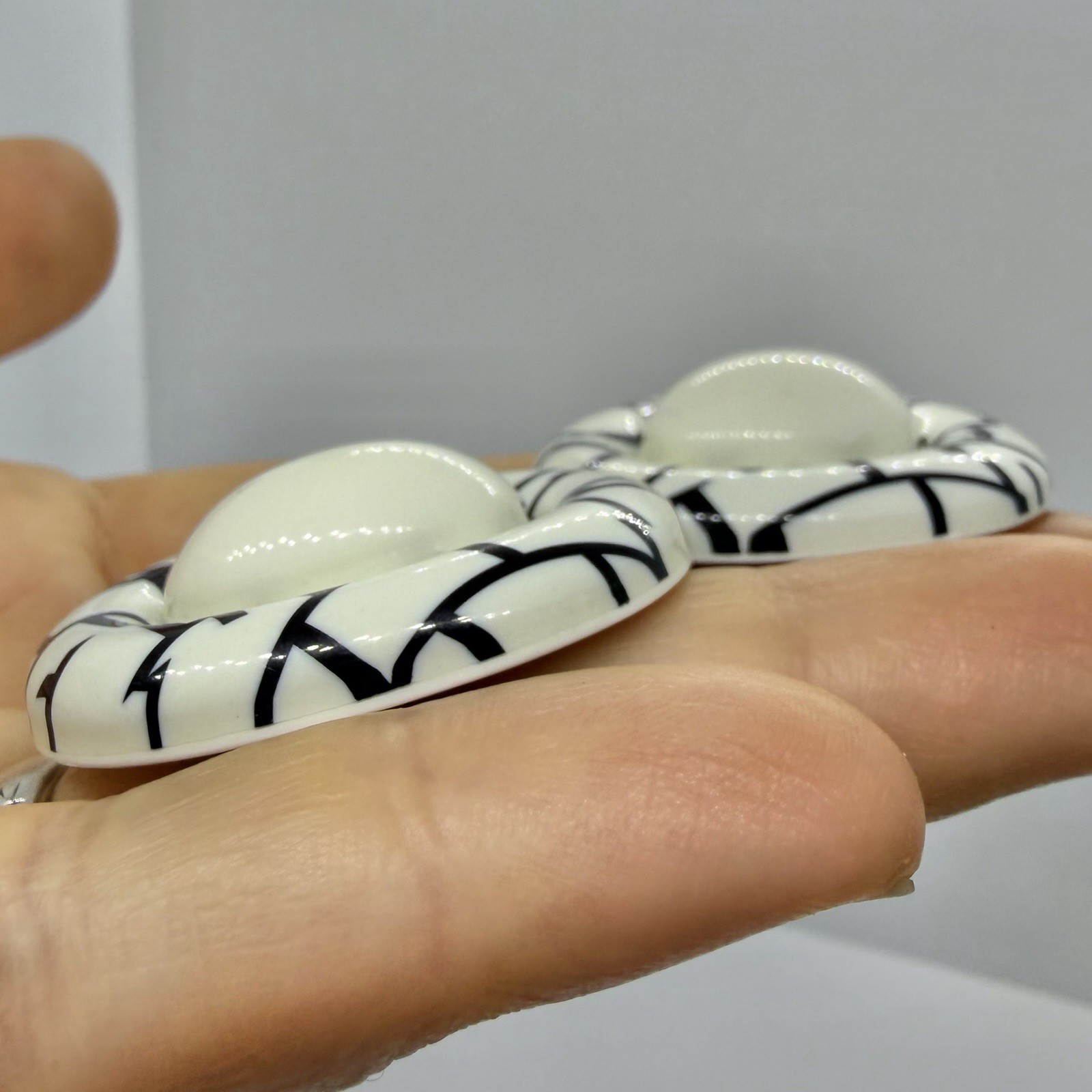 Vtg 80’s Black White Lucite Cabochon Geometric Statement Earrings Post Large Big