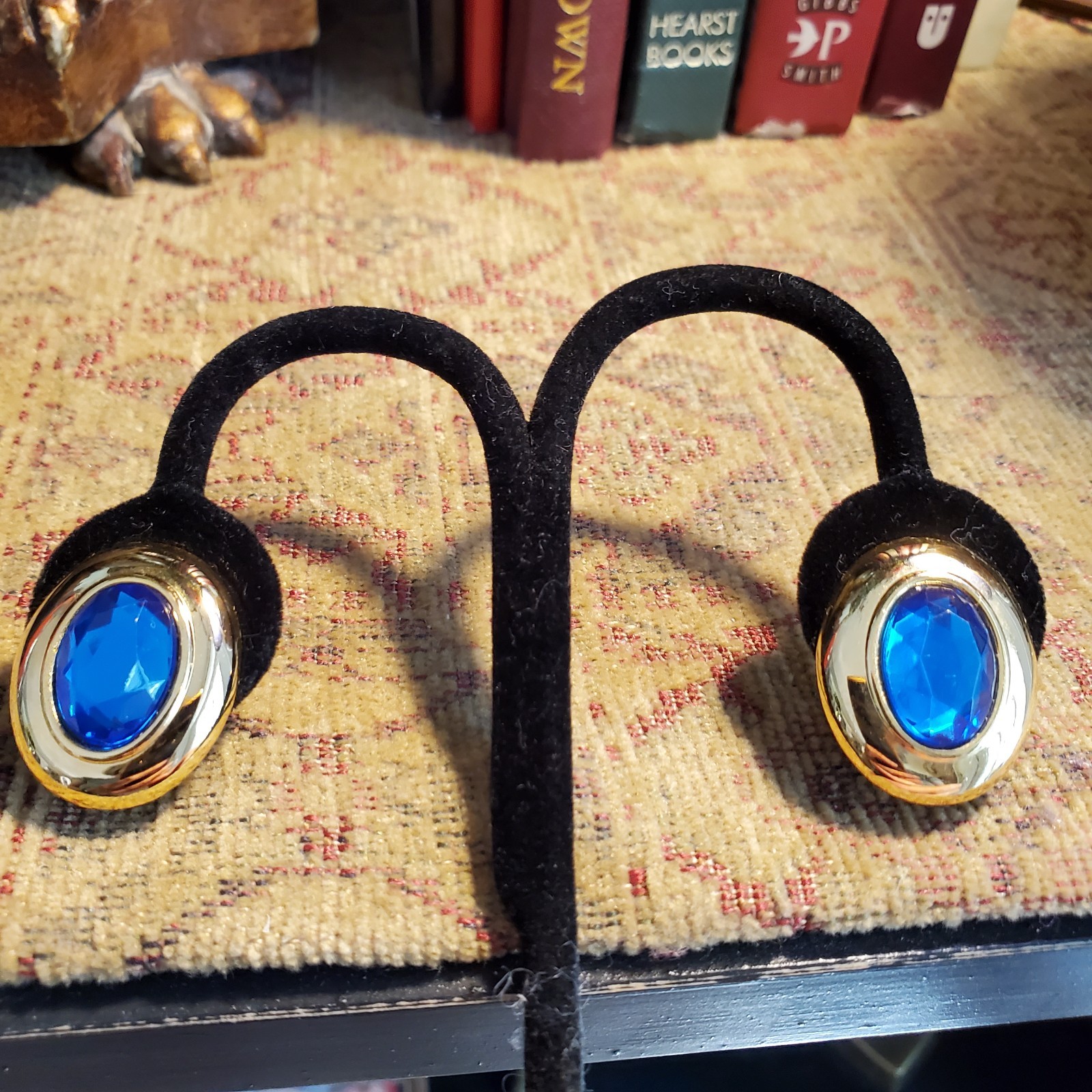 Clip On Earrings Faceted Blue Stone Designer VTG Gold Tone Lightweight with Pads