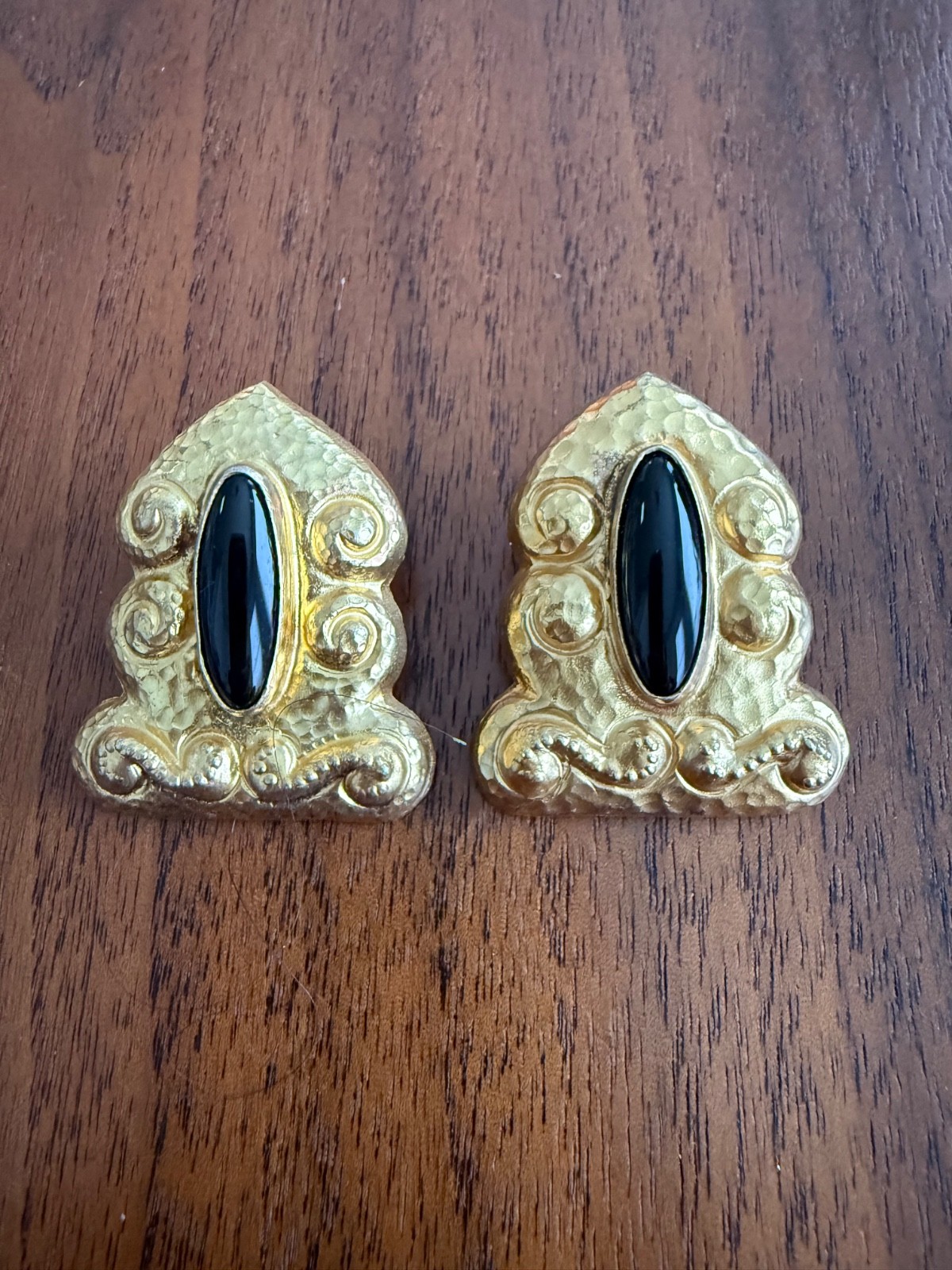 Vintage Signed TAKI Large Gold Plated 925 Silver Clip Earrings Onyx? Resin?