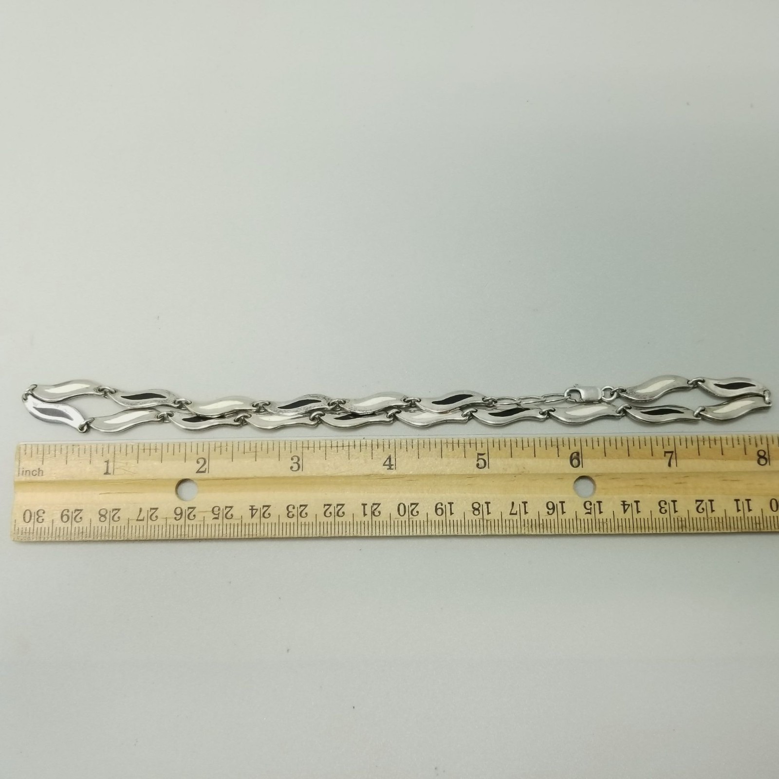 Vintage Sterling Silver Wavy Pattern Chain Necklace Black White Enamel 16 Inch