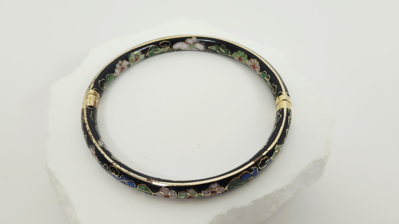 Vintage Chinese Black Cloisonné Enamel Bangle Bracelet Floral Hinged Gilt Brass