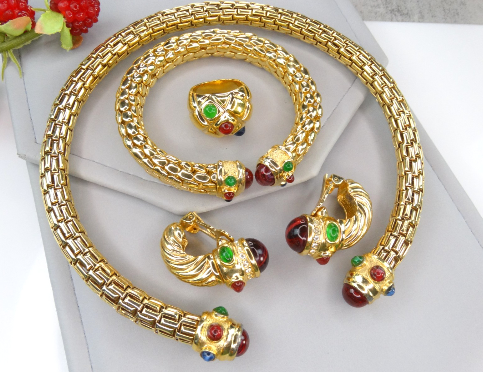 HIGH END VINTAGE JEWELRY LOT 80S IVANA GOLD GRIPOIX MOGUL CABS CHOKER EARRINGS +