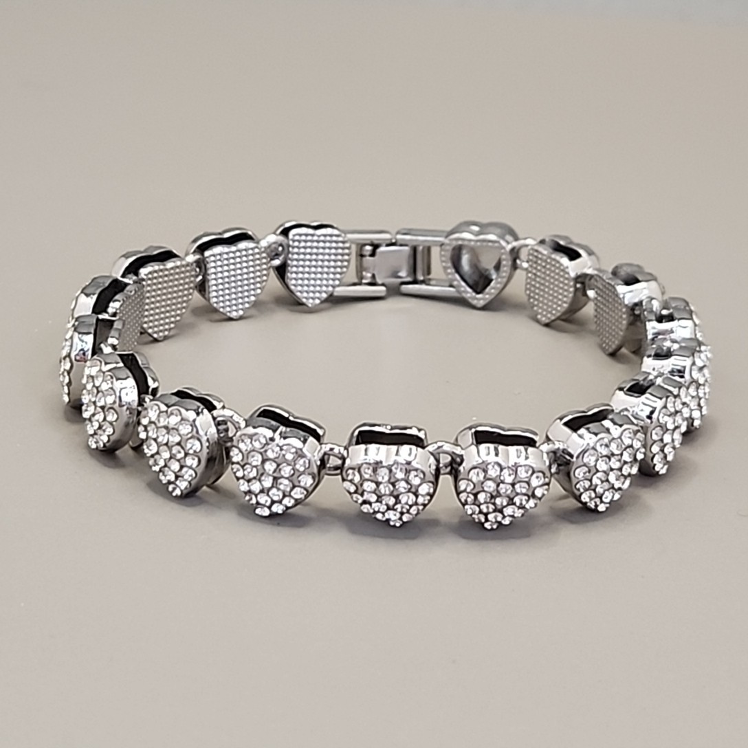 Vintage Heart Bracelet Pave Clear Rhinestones Silver Tone Linked 7.25″