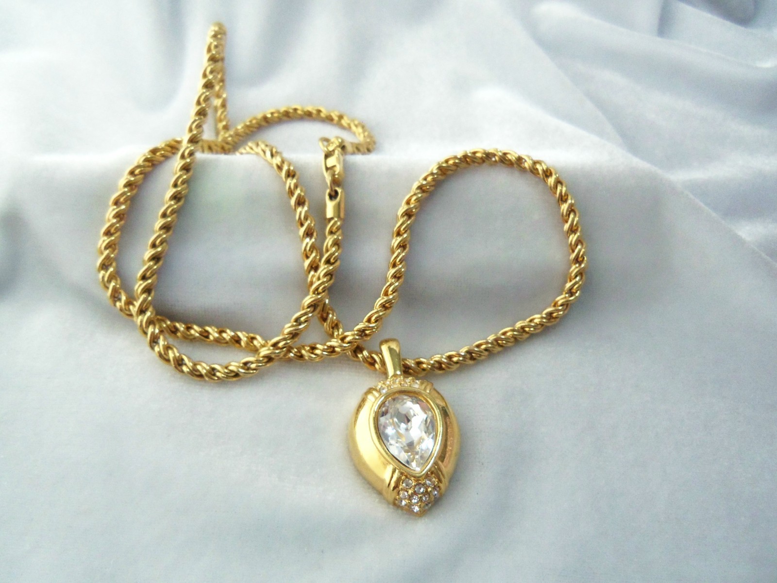 Vintage SAL Swarovski Crystal Pendant Rope Chain Necklace 24′