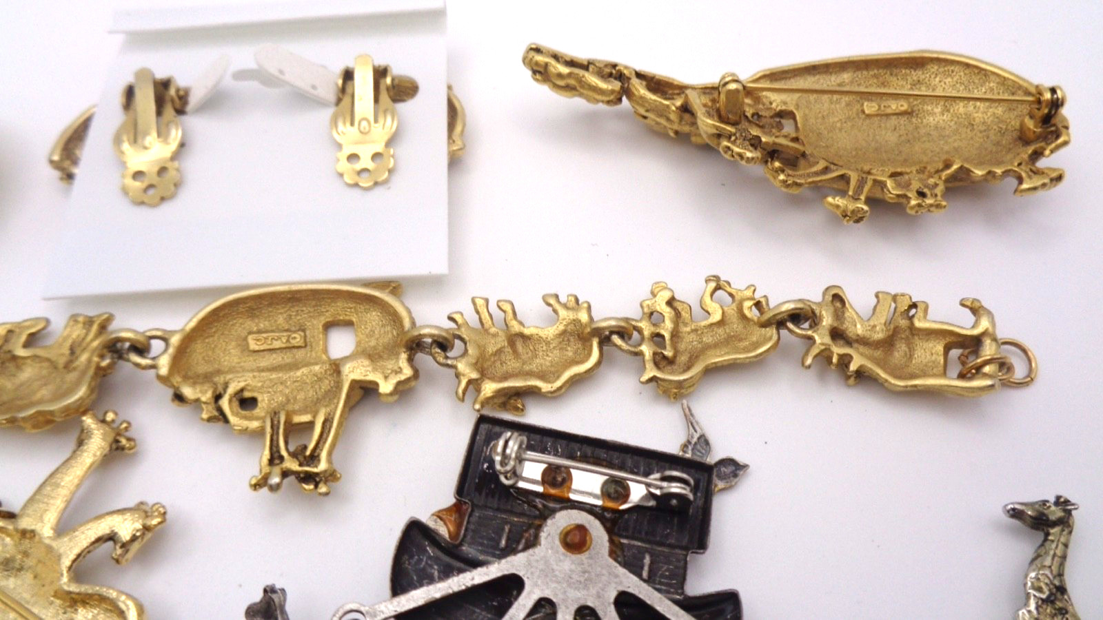 10 Vintage Gold & Silver Tone Noah’s Ark Animal Bracelet Brooch Clip Earring Lot