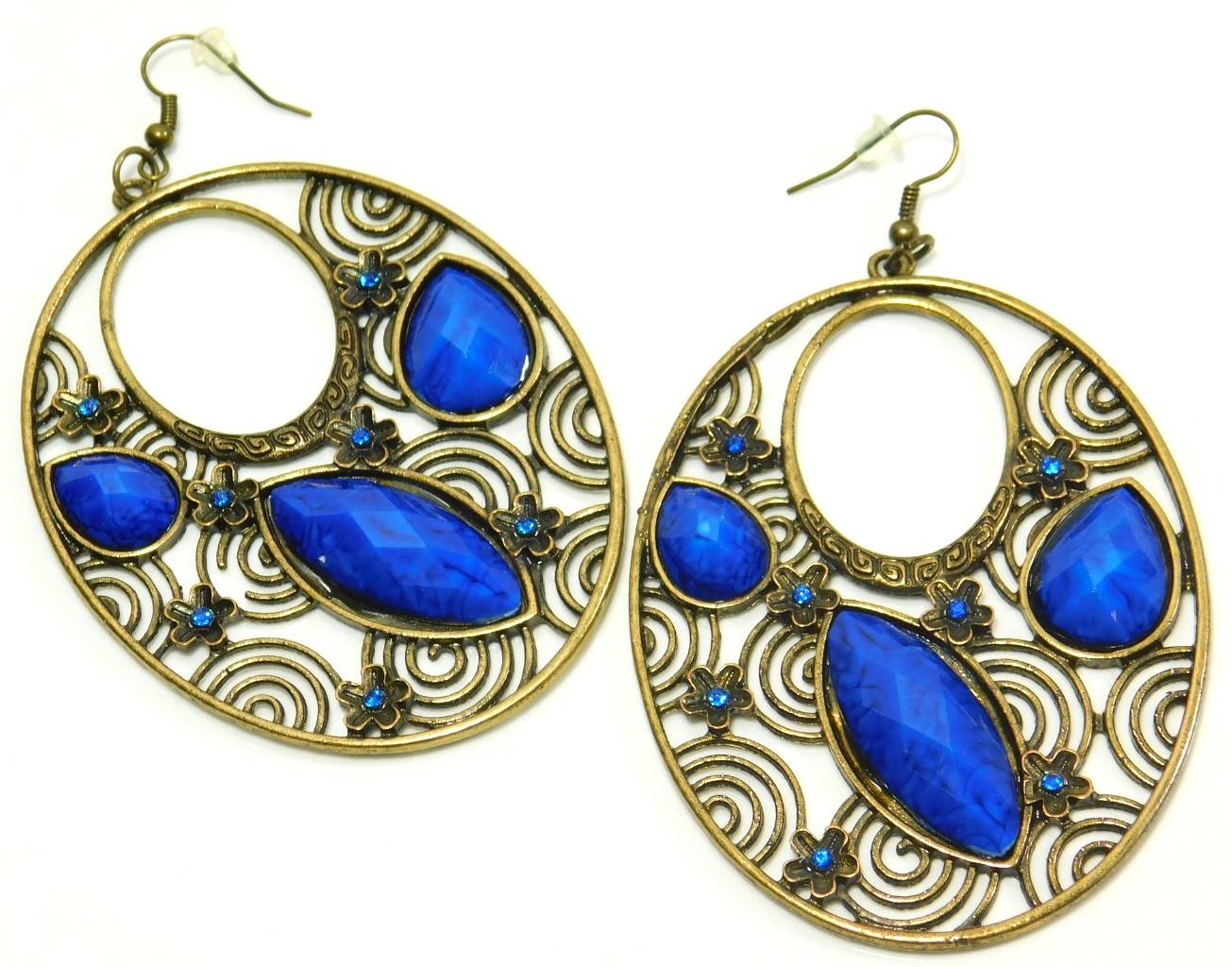 Huge Vintage 1980’s Blue Faceted Lucite Floral Antiqued Gold Tone Drop Earrings