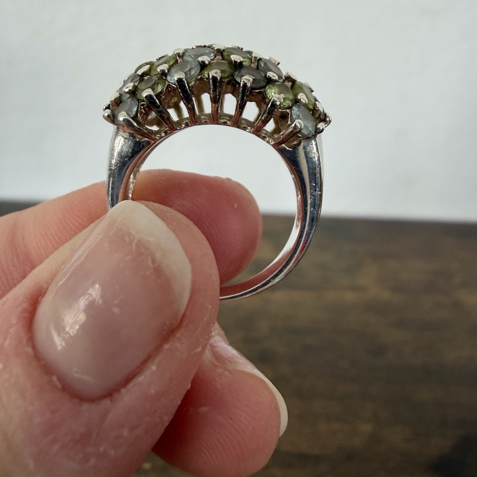 ESTATE Sterling Silver Blue Topaz Green Peridot Cluster Ring Size 6.75 READ