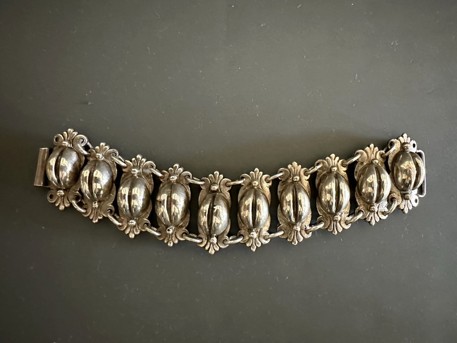 925 Mexico Sterling Silver 1940’s Coffee Bean Bracelet 106 gram