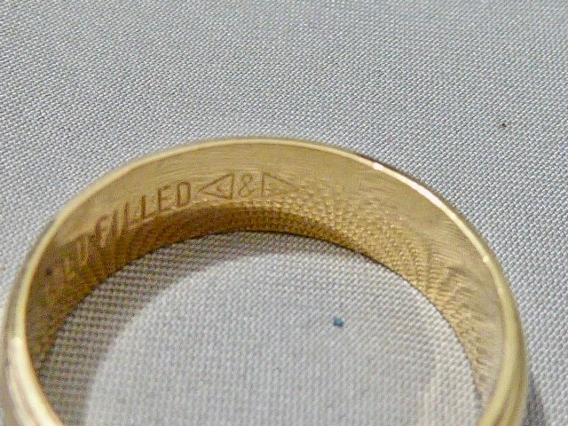 70’S NEW OLD STOCK 10K YELLOW GOLD FILLED 6 MM WIDE SIZE 9 BAND RING