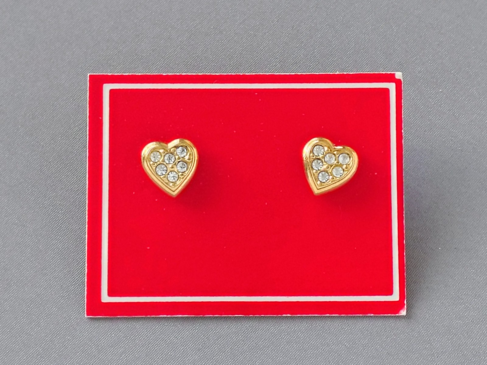 Vintage 1979 AVON ‘Heartshine’ Pierced Earrings Pavé Rhinestones Goldtone Hearts