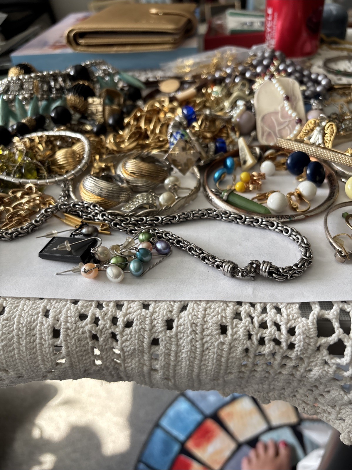 Lot Of Vintage Jewelry 50 ++ Pieces. Reseller Lot Some Signed. Not Tested.