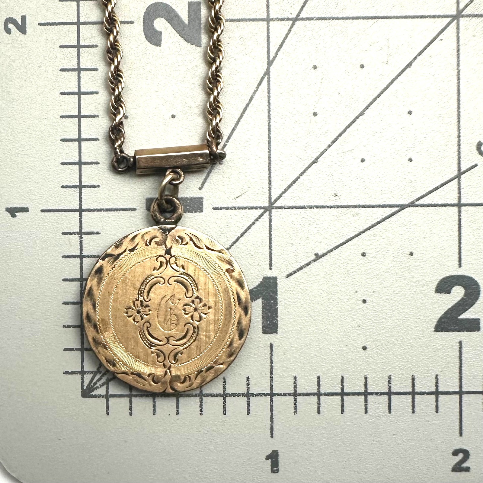 Antique Victorian gold filled twisted rope chain etched disc pendant necklace