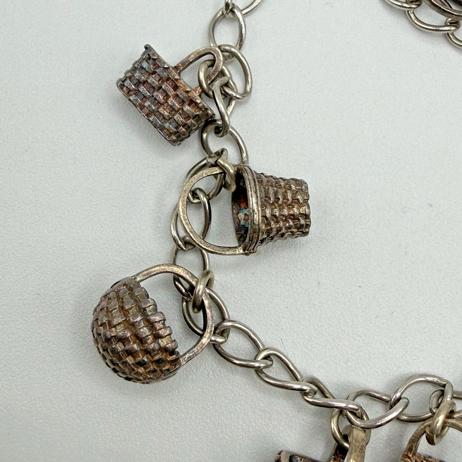 Estate Vtg BCB BROWN COUNTY BASKETS Sterling Silver Basket Charm Bracelet – 7.5″