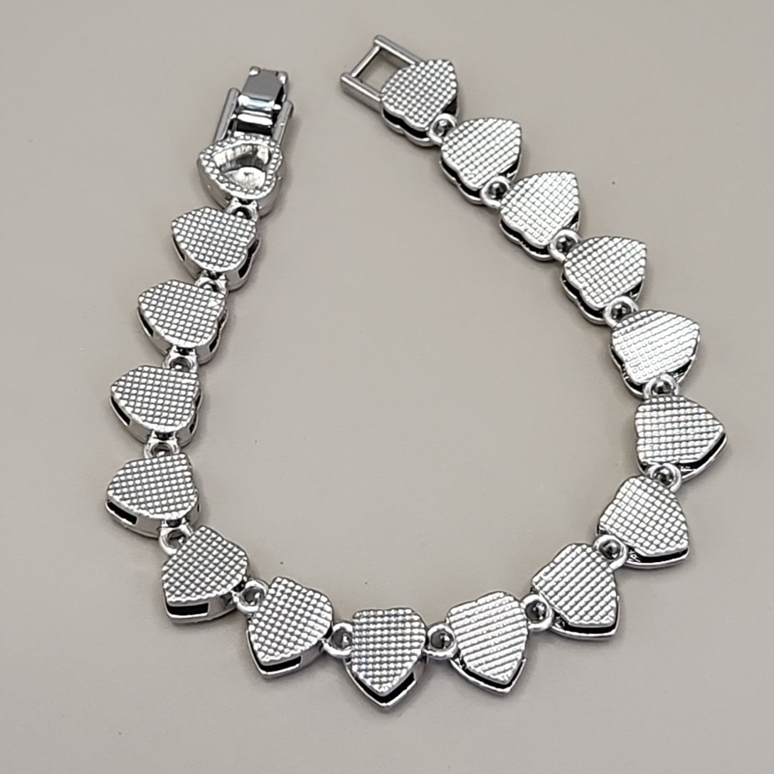 Vintage Heart Bracelet Pave Clear Rhinestones Silver Tone Linked 7.25″