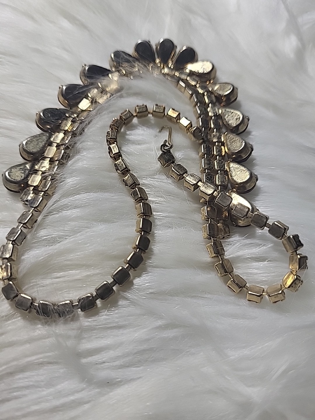 Vintage Unsigned Rhinestone Necklace