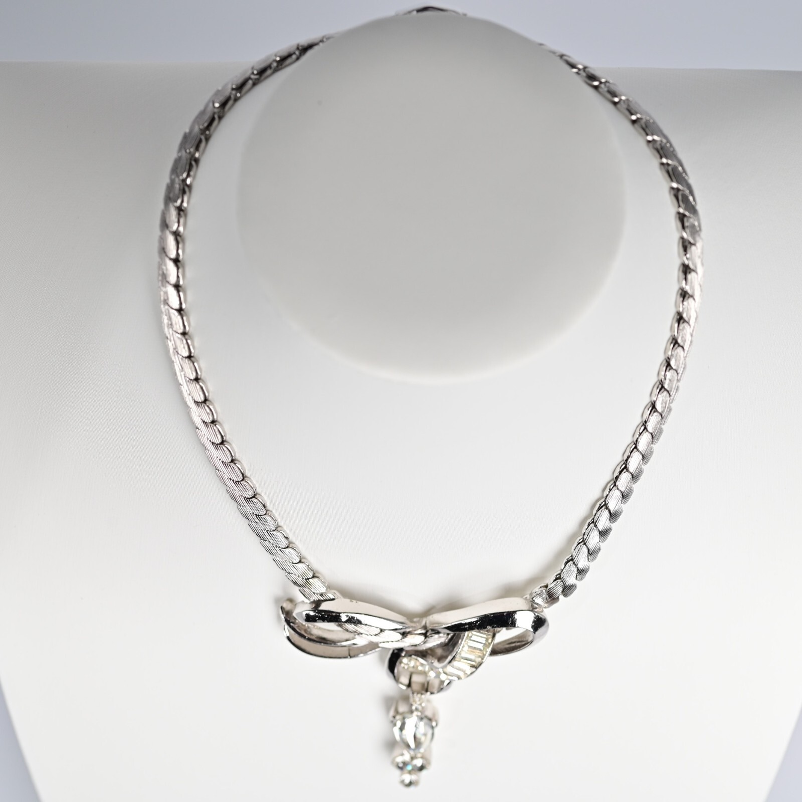 TARA Vintage Original White Gold Plated Silver Diamond Zirconia Pendant Necklace