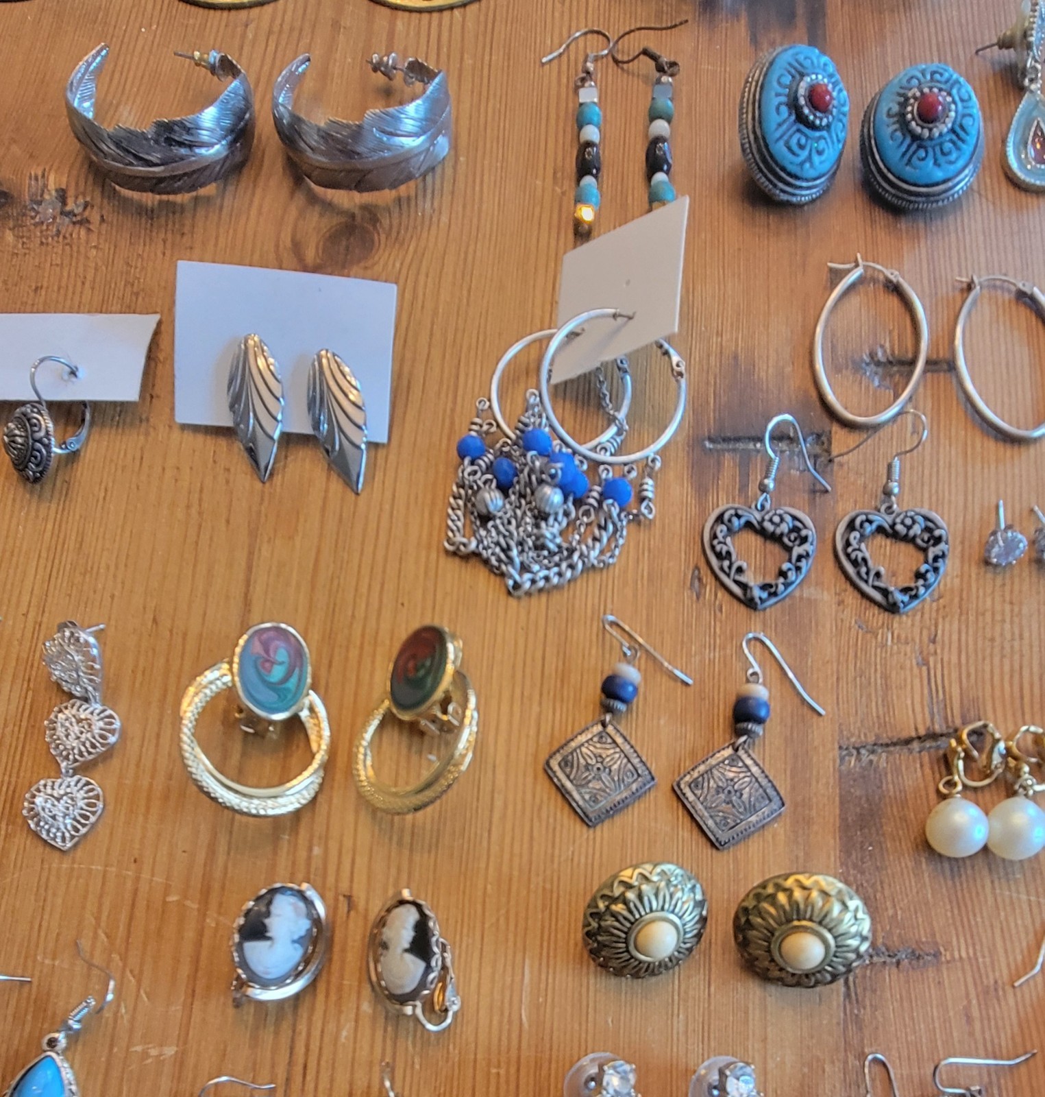 Lot Of 40 Pairs Wearable Vintage Fashion Earrings Wear Or Resell Great Variety